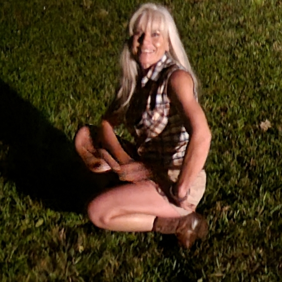 Meet your Posher, Trish - Picture 4 of 13